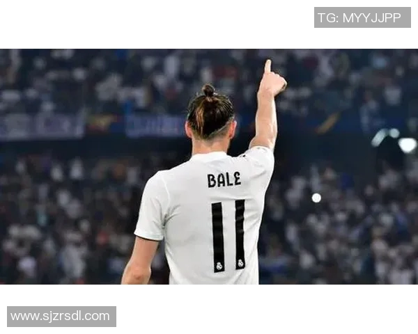 皇马足球明星贝尔的辉煌历程与传奇瞬间回顾